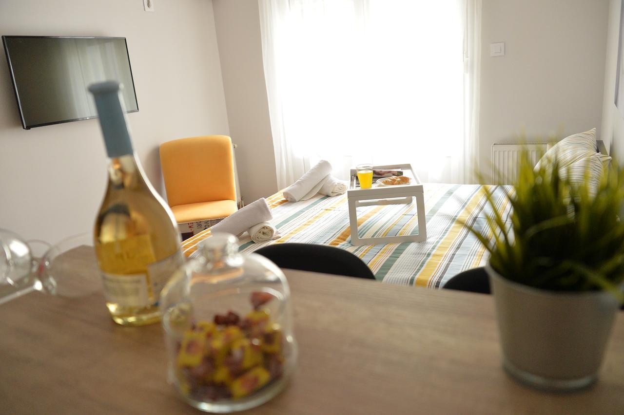 Apartment Pleasure Novi Sad Exterior foto